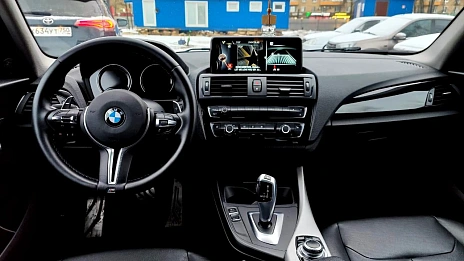 BMW 1 серии, 2012г, задний привод, автомат