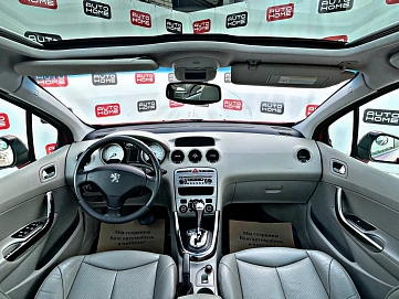 Peugeot 308, 2008г, передний привод, автомат