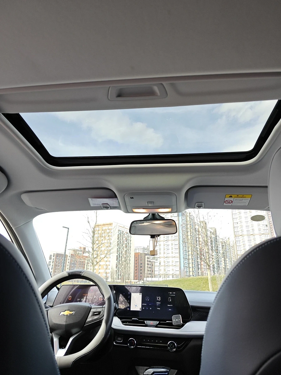 Chevrolet Monza, 2024г., передний привод, робот