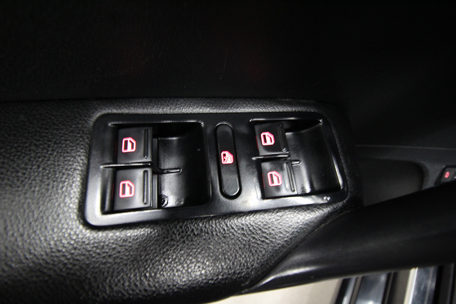 Volkswagen Polo, 2011г., передний привод, механика