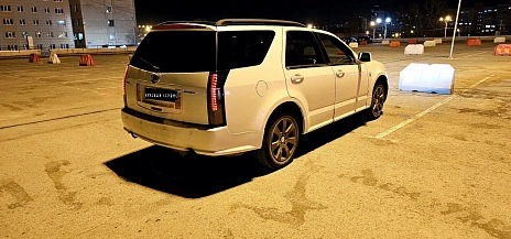 Cadillac SRX, 2008г, полный привод, автомат