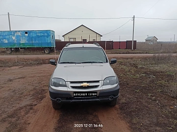 Chevrolet Niva, 2016г, полный привод, механика