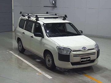 Toyota Probox, 2022г, передний привод, вариатор