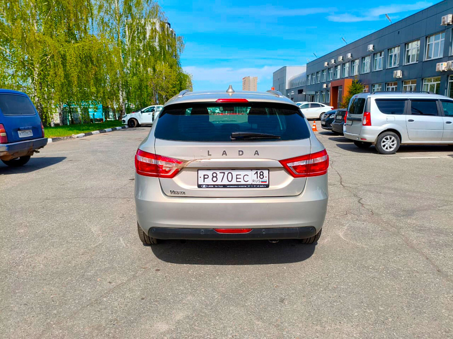 Lada (ВАЗ) Vesta, 2017г., передний привод, механика