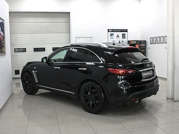 Infiniti QX70, 2014г, полный привод, автомат