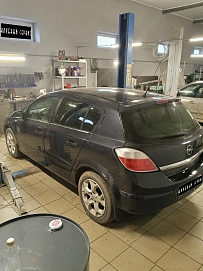 Opel Astra, 2006г, передний привод, механика