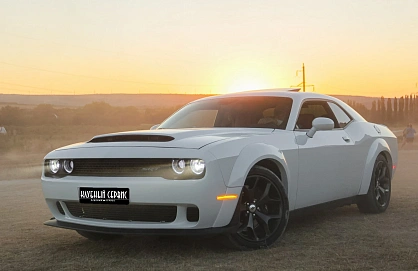 Dodge Challenger, 2019г, задний привод, автомат