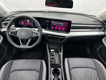 Volkswagen Lamando, 2022г, передний привод, робот