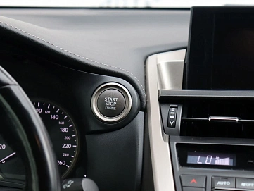 Lexus NX, 2016г, полный привод, вариатор