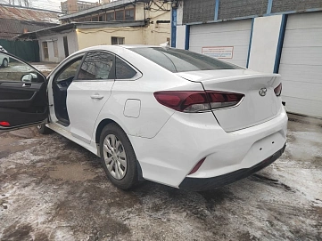 Hyundai Sonata, 2018г, передний привод, автомат