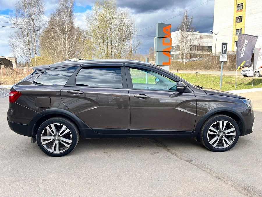 Lada (ВАЗ) Vesta, 2018г., передний привод, механика
