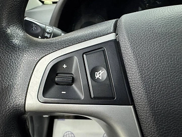 Hyundai Solaris, 2014г, передний привод, автомат