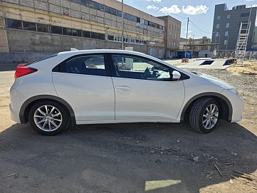 Honda Civic, 2012г, передний привод, механика