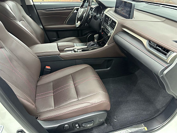 Lexus RX, 2022г, полный привод, автомат