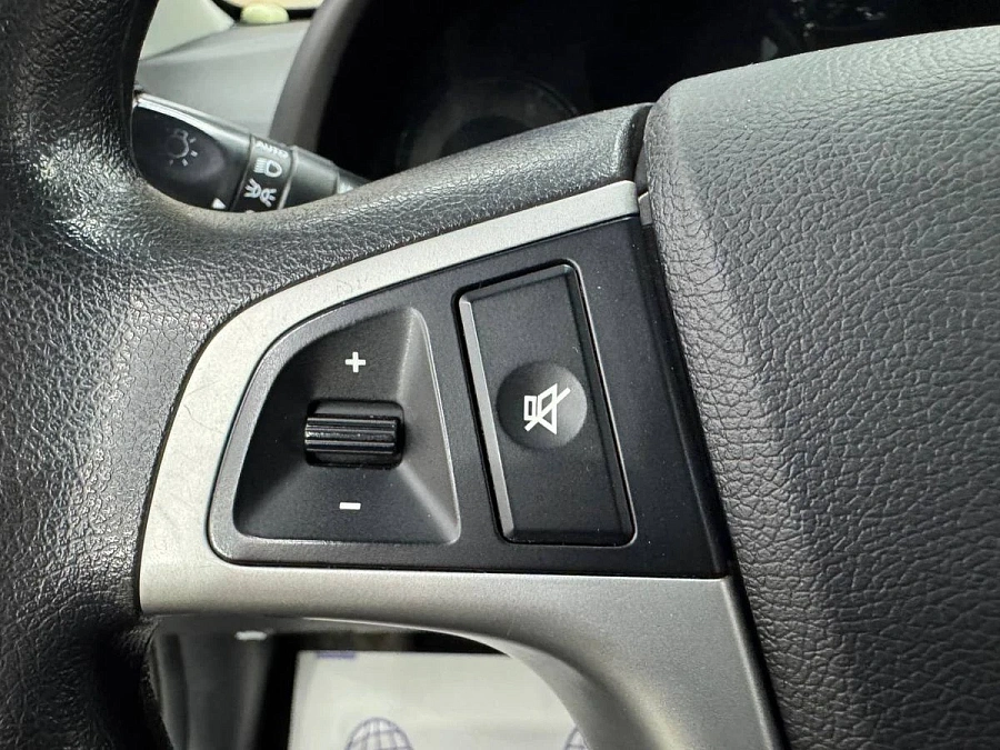 Hyundai Solaris, 2014г., передний привод, автомат