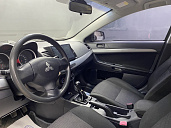 Mitsubishi Lancer, 2010г., передний привод, механика