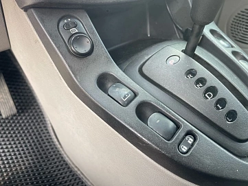 Saturn VUE, 2003г, передний привод, вариатор