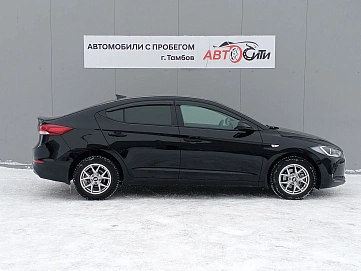 Hyundai Elantra, 2018г, передний привод, автомат