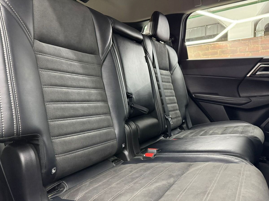 Mitsubishi Outlander, 2023г., полный привод, вариатор