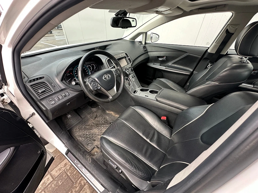 Toyota Venza, 2013г., полный привод, автомат