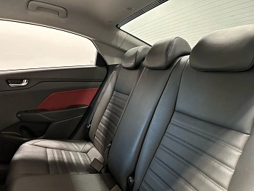 Hyundai Solaris, 2021г, передний привод, автомат