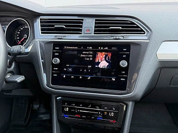 Volkswagen Tiguan, 2021г, передний привод, механика