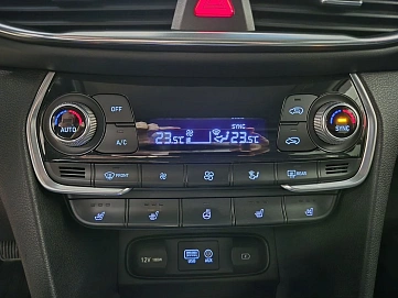 Hyundai Santa Fe, 2018г, полный привод, автомат