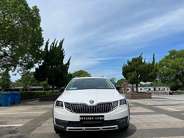 Skoda Octavia, 2019г, передний привод, робот