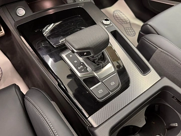 Audi Q5, 2025г, полный привод, робот