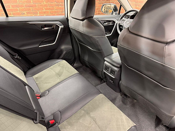 Toyota RAV4, 2024г, полный привод, вариатор
