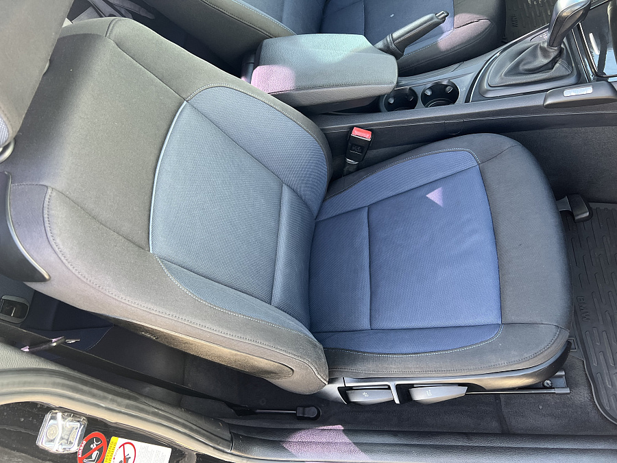 BMW 1 серии, 2008г., задний привод, автомат