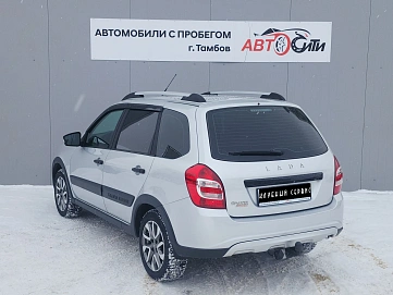 Lada (ВАЗ) , 2023г., передний привод, механика