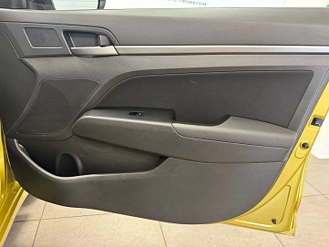 Hyundai Elantra, 2016г, передний привод, автомат