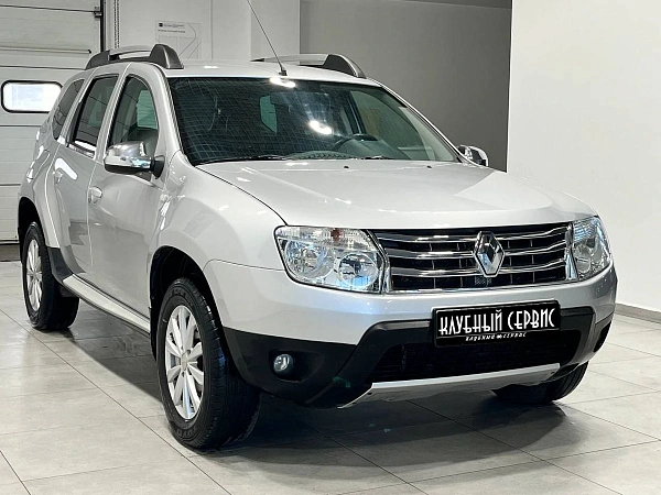 Renault Duster, 2013г., передний привод, автомат