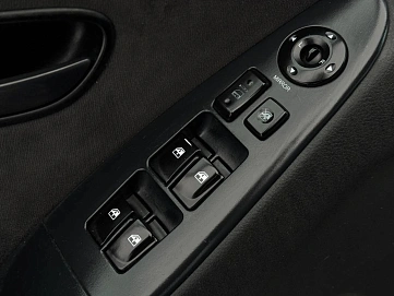 Hyundai Elantra, 2008г, передний привод, механика