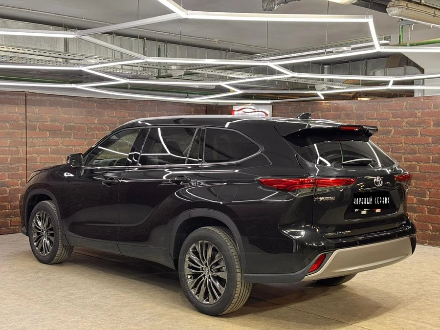 Toyota Highlander, 2025г., полный привод, автомат