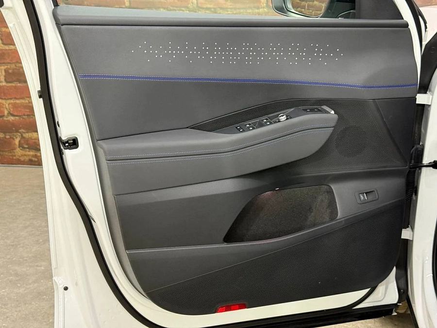 Volkswagen Teramont, 2026г., полный привод, робот