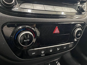 Hyundai Solaris, 2020г, передний привод, автомат
