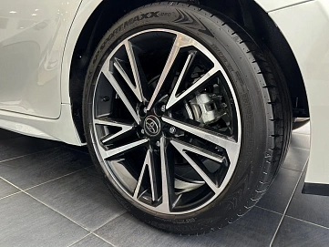 Toyota Camry, 2024г, передний привод, вариатор