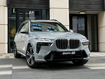 BMW X7, 2022г, полный привод, автомат