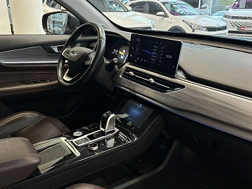 Chery Tiggo 8 Pro, 2021г, передний привод, робот