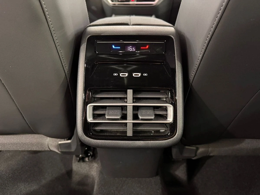 Volkswagen Tiguan, 2025г., полный привод, робот