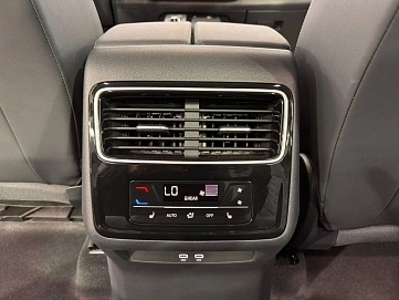 Volkswagen Tavendor, 2025г, полный привод, робот