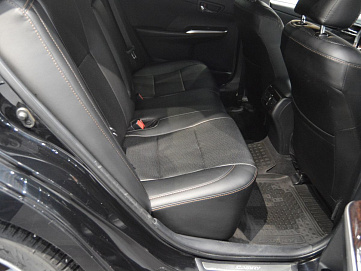 Toyota Camry, 2015г, передний привод, автомат