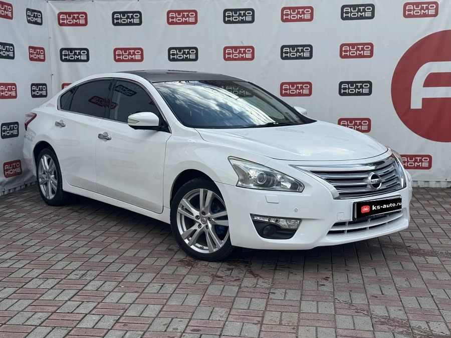 Nissan Teana, 2014г., передний привод, вариатор
