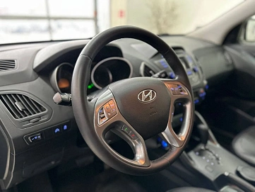 Hyundai ix35, 2014г, передний привод, автомат