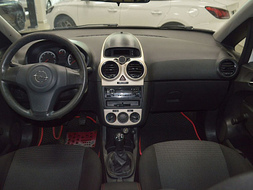 Opel Corsa, 2009г, передний привод, механика