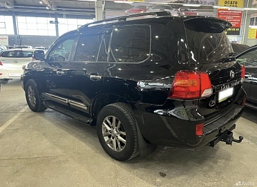 Toyota Land Cruiser, 2013г, полный привод, автомат