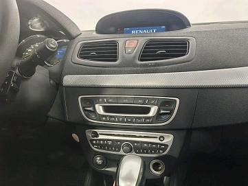 Renault Fluence, 2010г, передний привод, вариатор