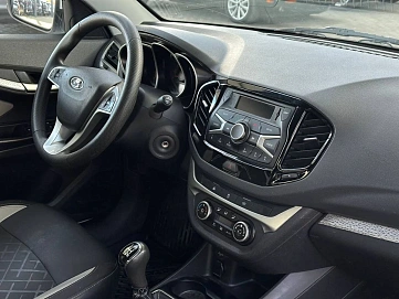 Lada (ВАЗ) , 2018г., передний привод, механика